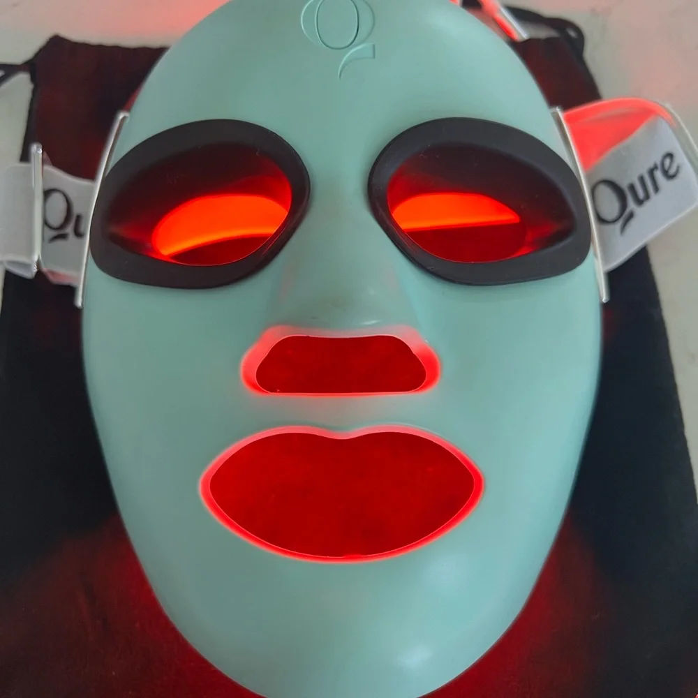 QURE LED Facial Mask
